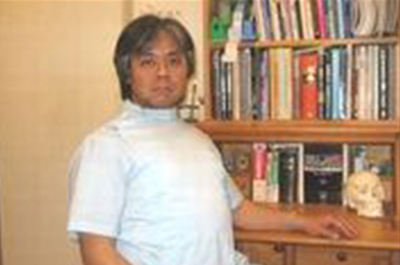 院長　長谷部訓一